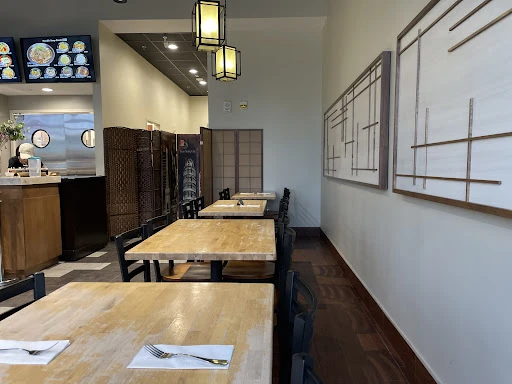 Royal Dragon Noodle Bar & Grill photo 2